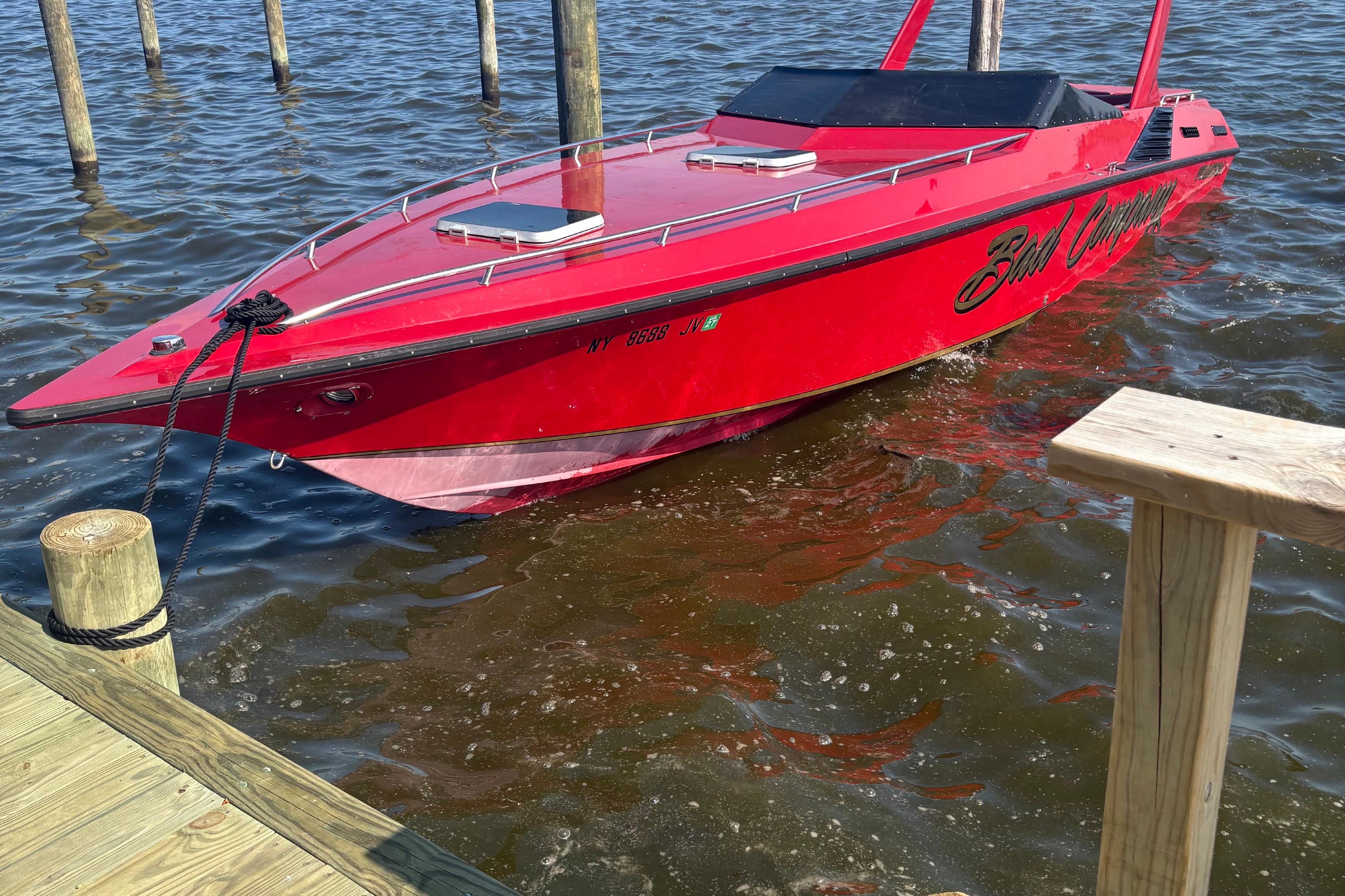 1988 Fountain 10m