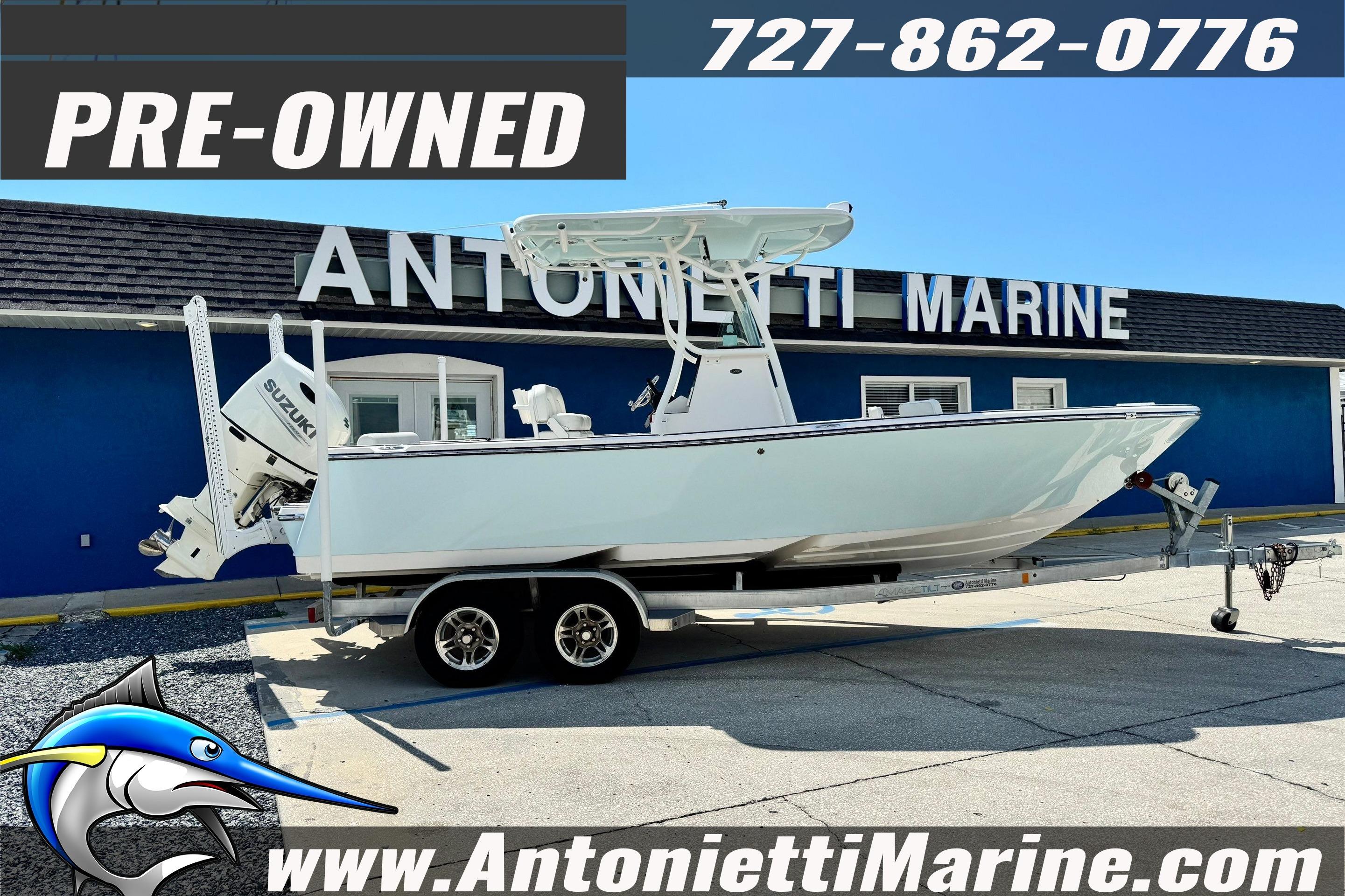 2019 Sea Born LX22 Center Console