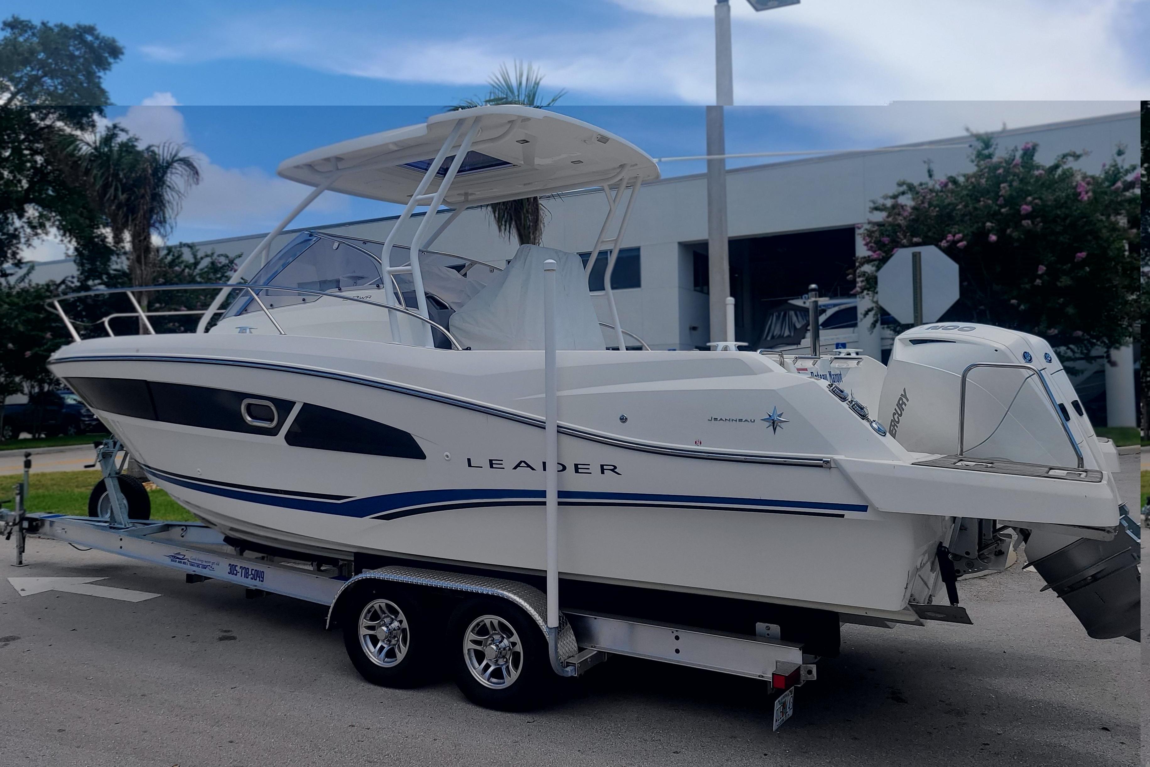 Jeanneau Leader 9.0 WA 2020 Jeanneau Leader 9.0 WA boat on trailer, parked outdoors.