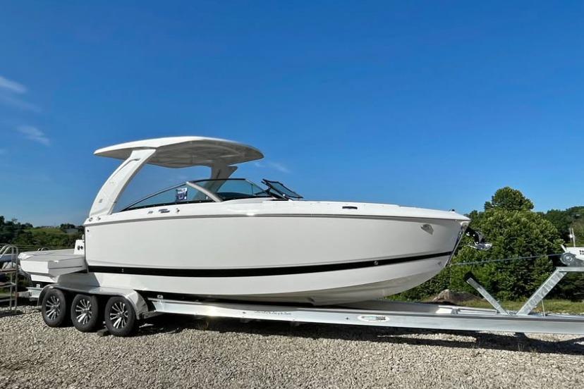 2025 Four Winns H9