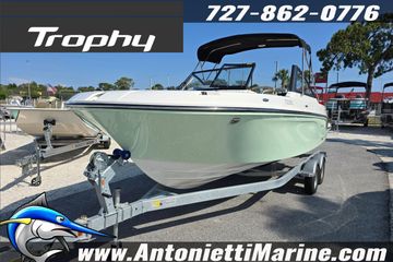 2025 Bayliner Trophy T22SC
