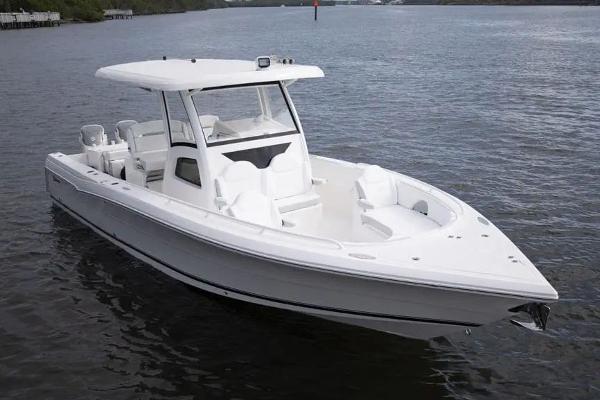 Stamas 33T Aventura Manufacturer Provided Image