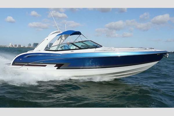Formula 350 FX Crossover Bowrider Boat