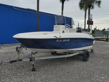 2018 Bayliner Element F16