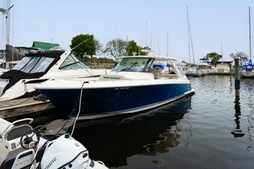 2024 Tiara Sport 38 LS