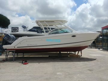 2018 Robalo R317 Dual Console