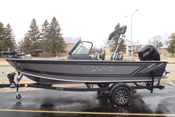 2025 Lund 1875 Impact XS Sport