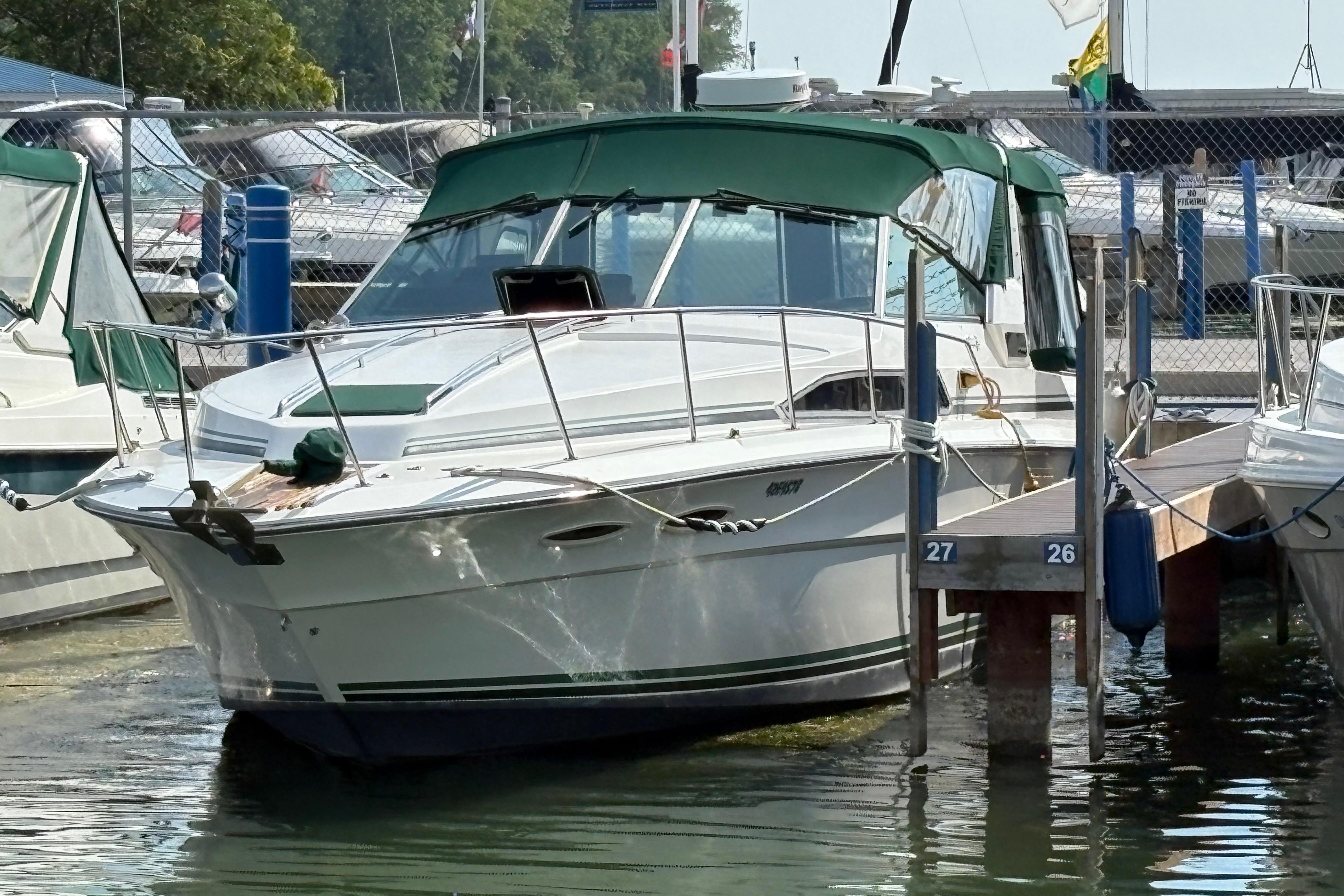 1989 Sea Ray 340 Express Cruiser