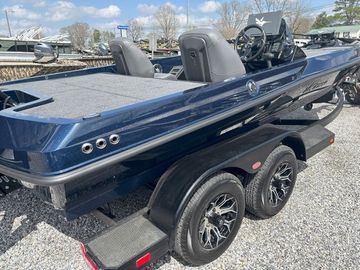 2025 iKon VLX20