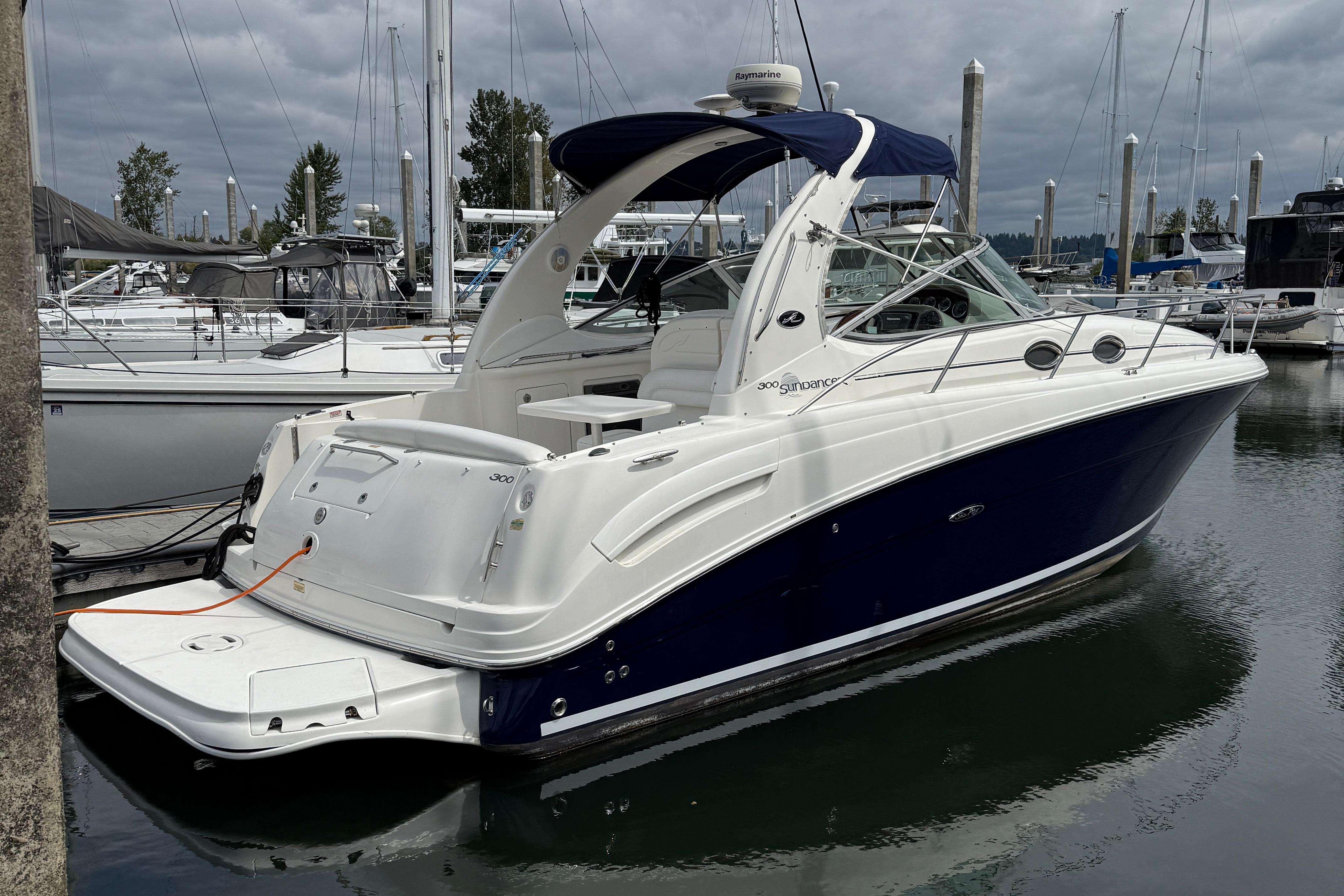 2005 Sea Ray 300 Sundancer