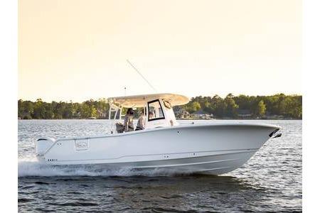 2026 Sea Hunt Gamefish 28 Forward Seating