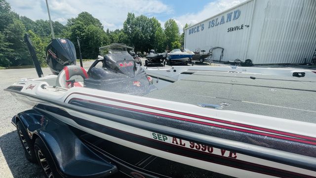 2021 Bass Cat Caracal
