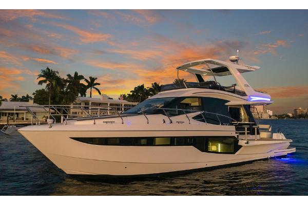 Galeon 500 Fly Manufacturer Provided Image