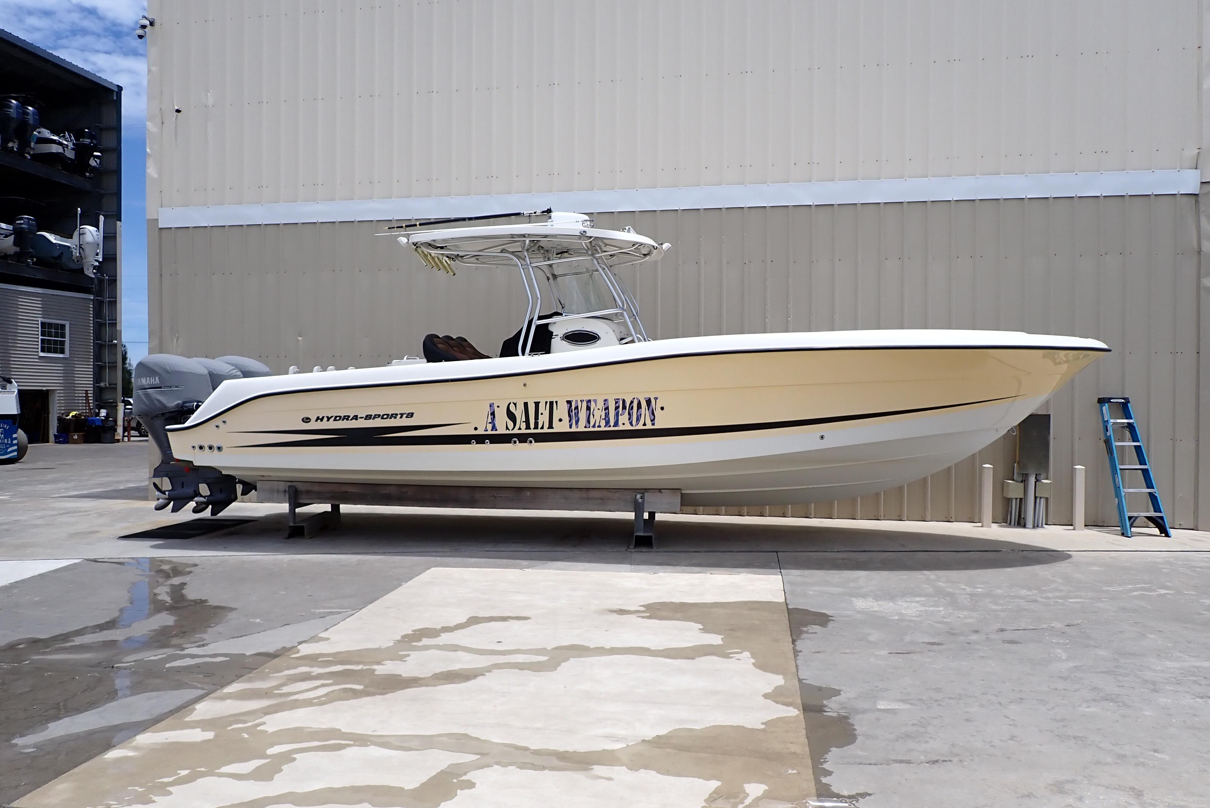 2005 Hydra-Sports Vector 3300 CC