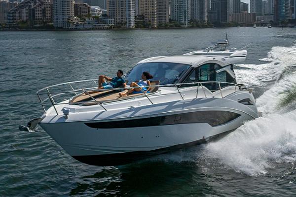 Galeon 425 HTS Manufacturer Provided Image