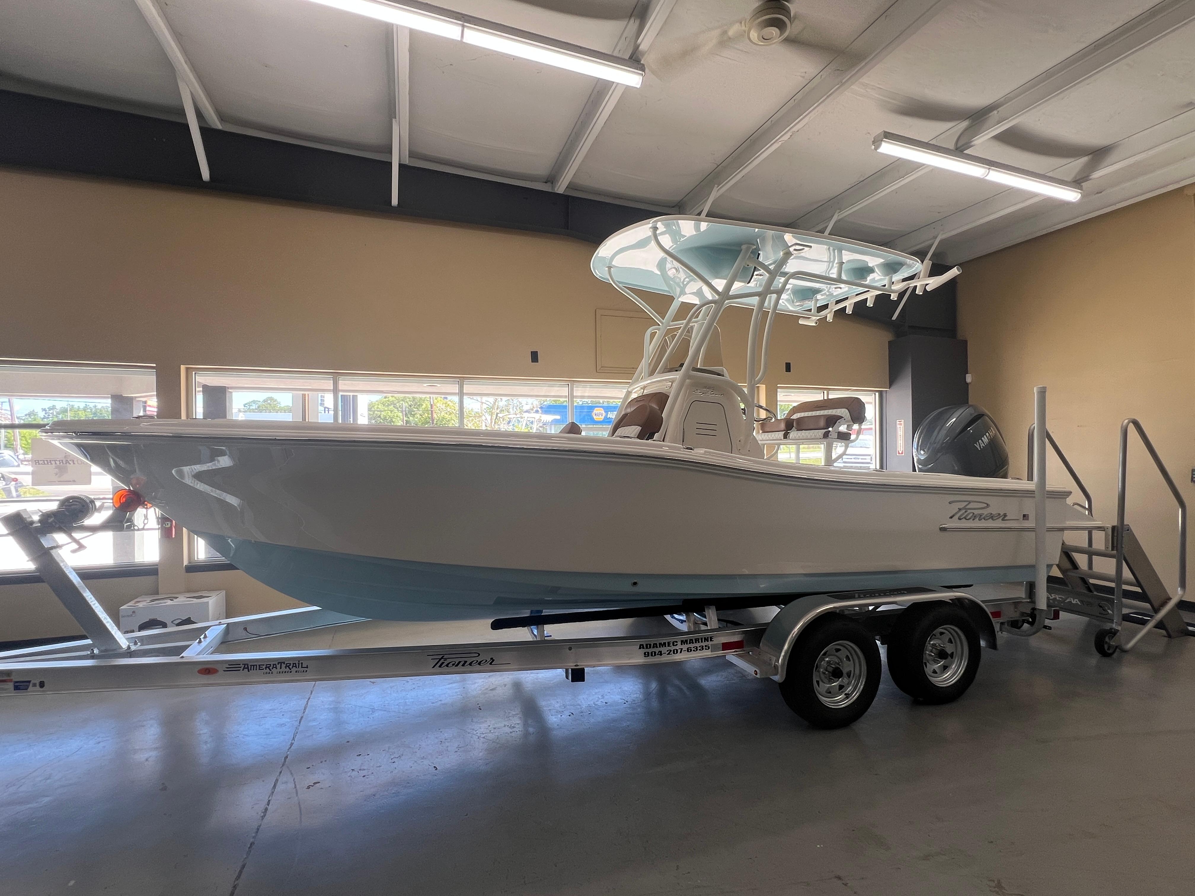 2026 Pioneer 220 Bay Sport