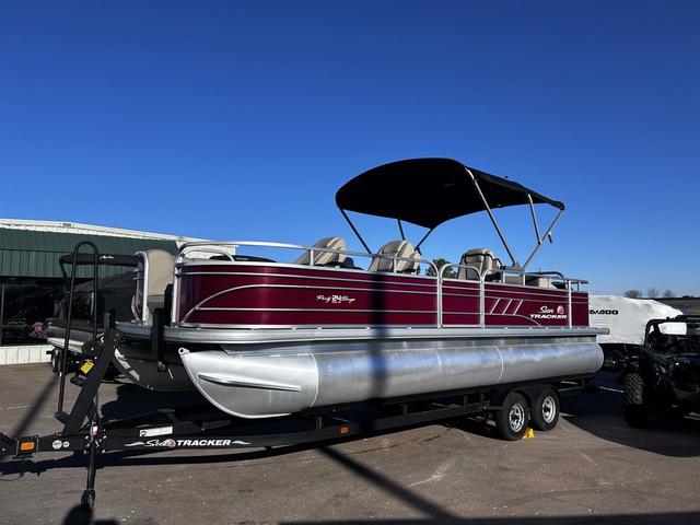 Sun Tracker Party Barge 24 DLX
