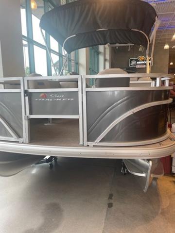 2025 Sun Tracker Fishin' Barge 20 DLX
