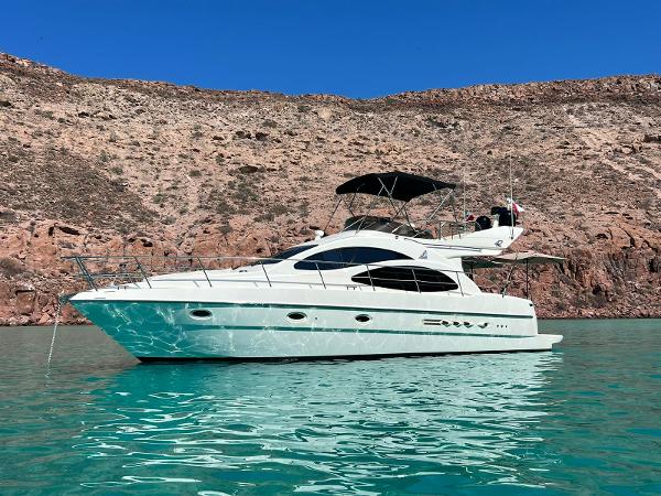Azimut 42