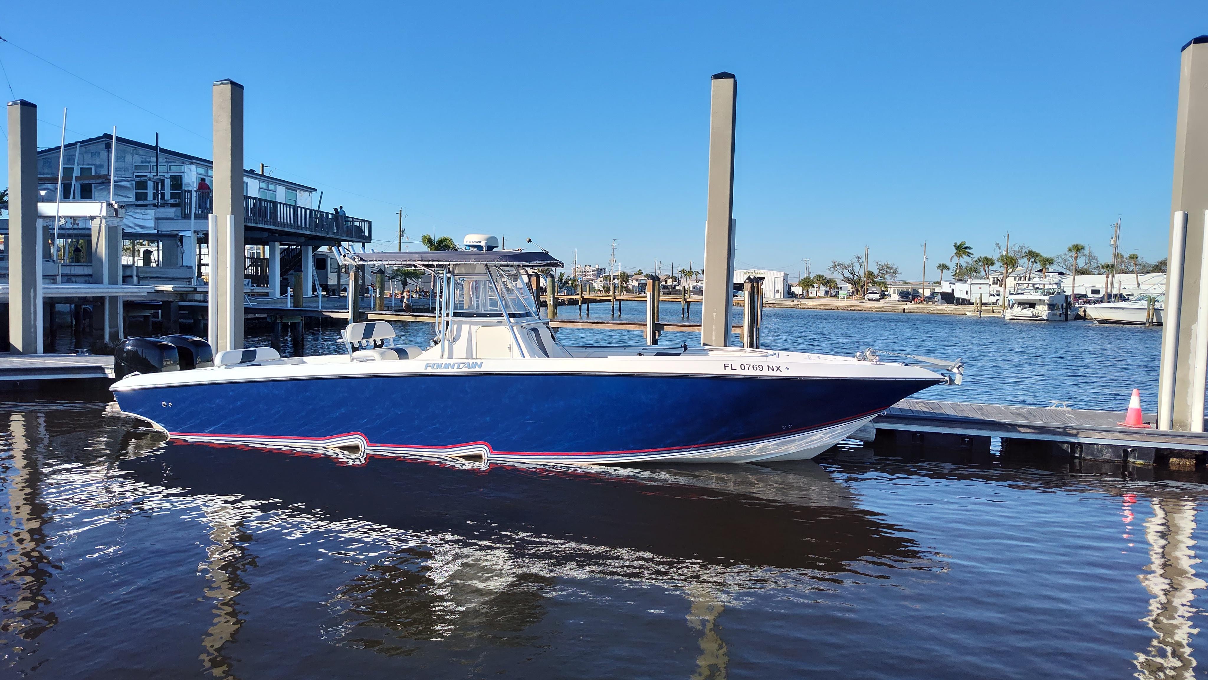 High-Performance Boat: Fountain 38 Lightning Review 