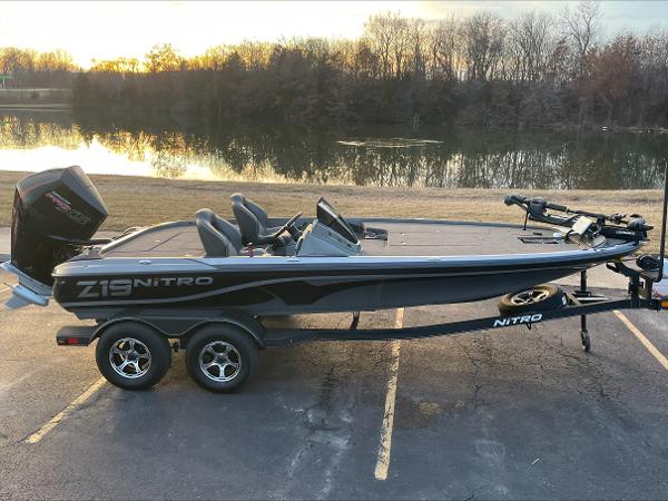NITRO® Boats at Bass Pro and Cabela's Boating Centers