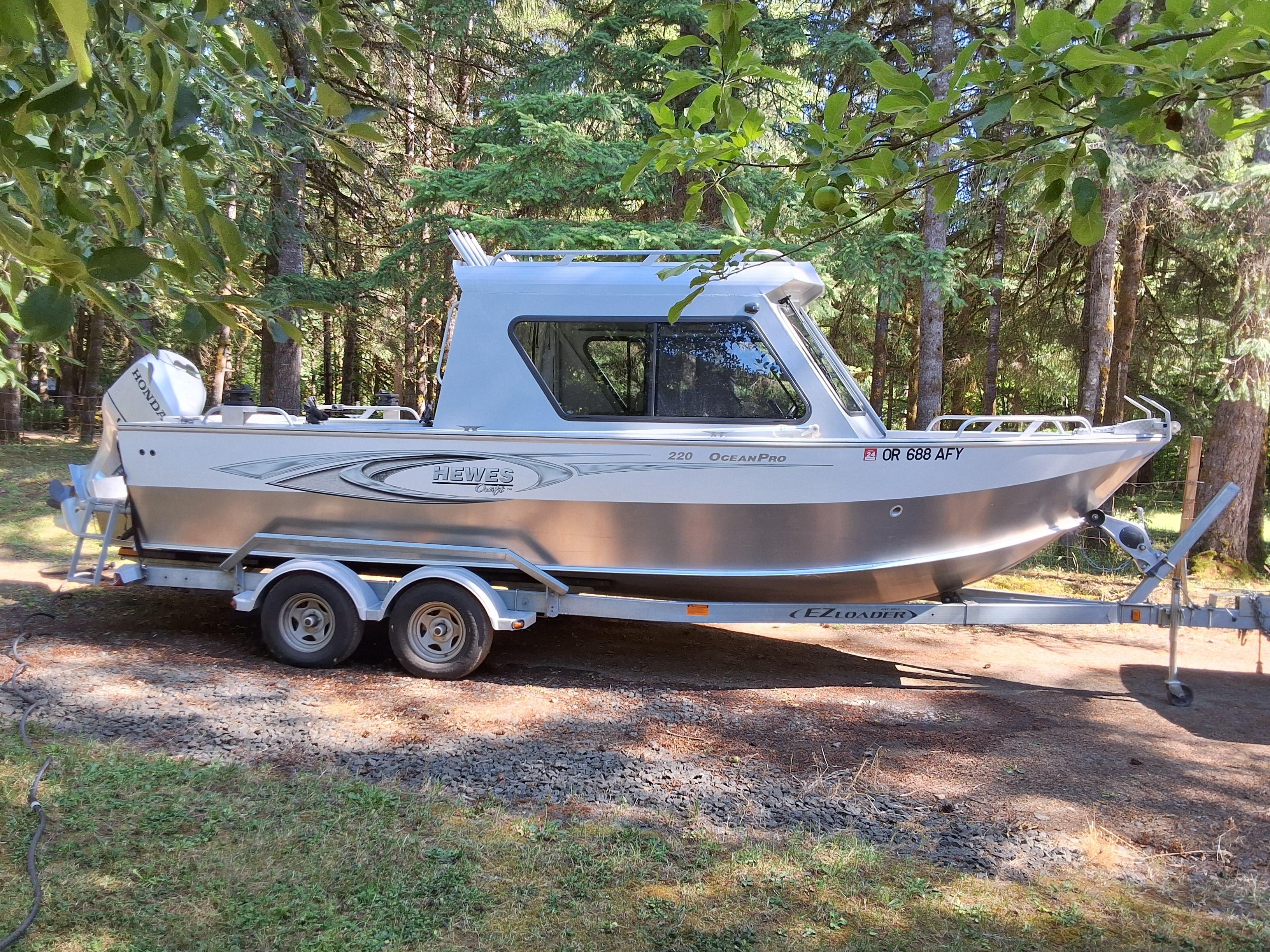 2017 Hewescraft Ocean Pro 220