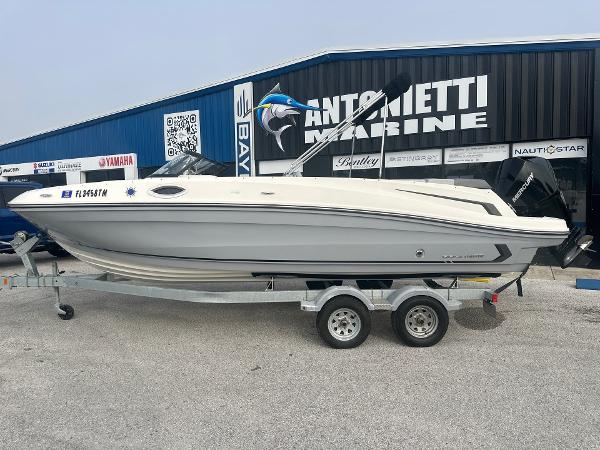 Bayliner VR6 Bowrider OB 2022 Bayliner VR6 Bowrider OB on trailer at Antonietti Marine dealership.