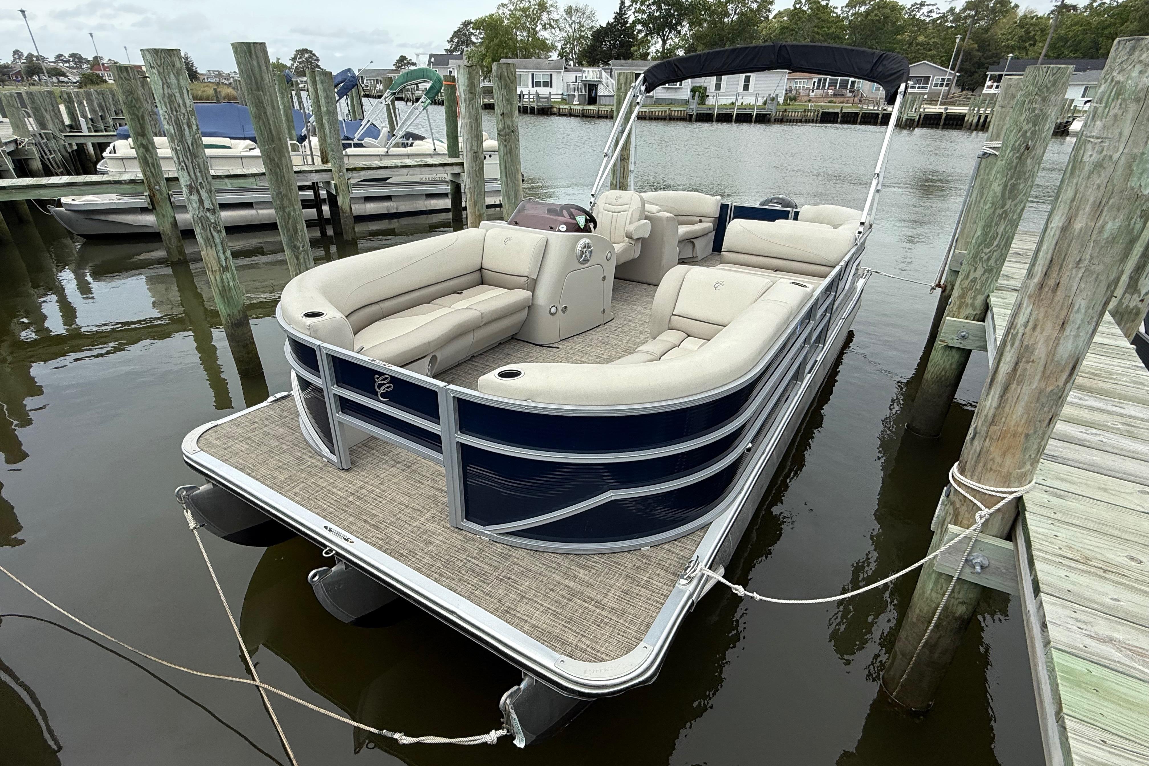 2023 Cypress Cay Seabreeze 232