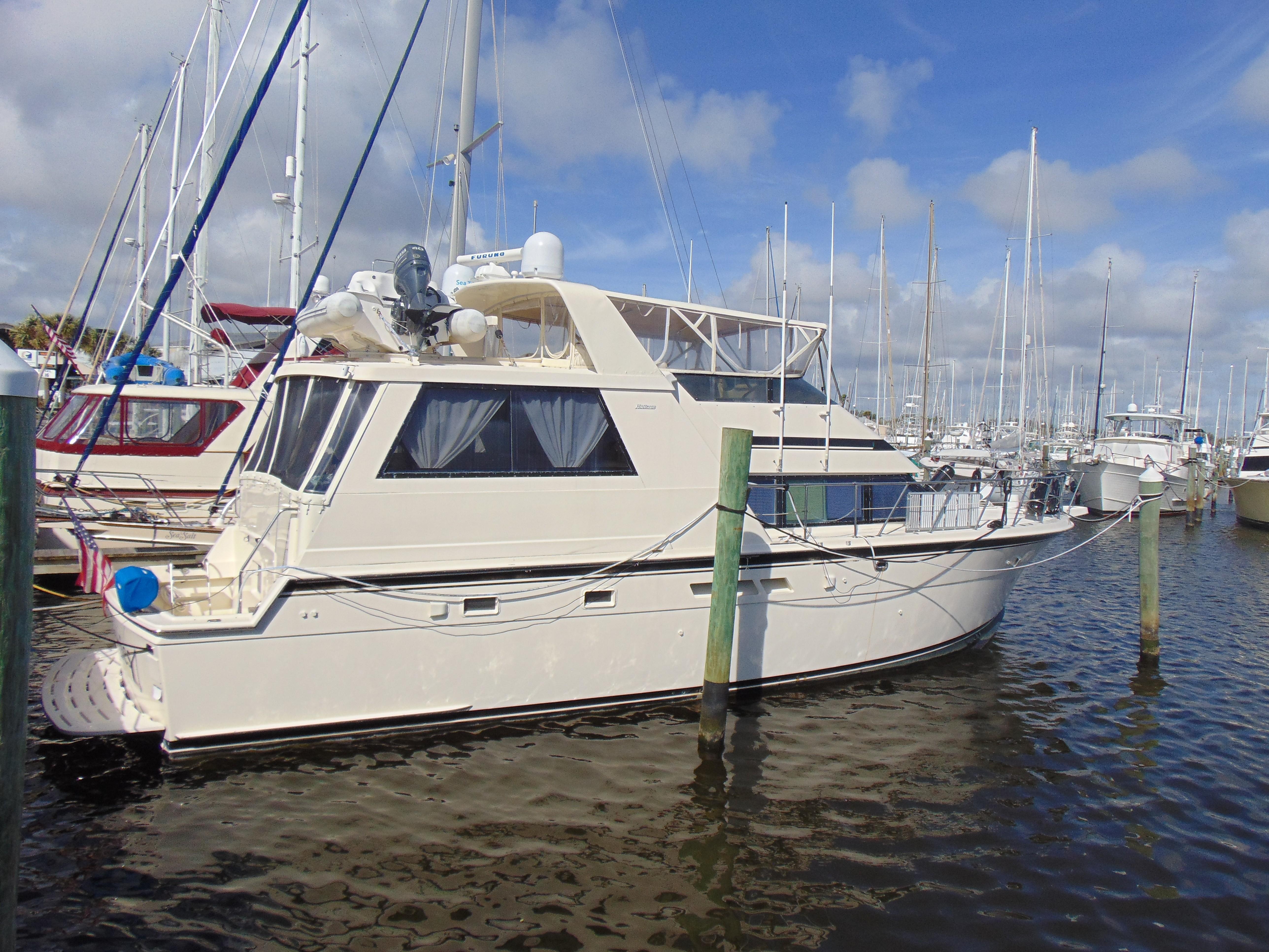 hatteras motor yacht 100 raised pilothouse...simply