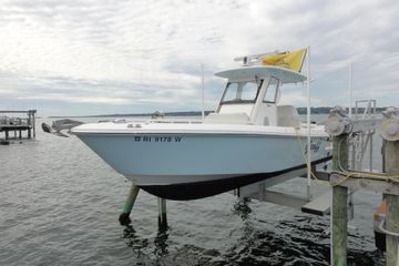 2016 Everglades 295 Center Console