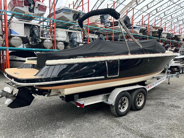 2020 Chris-Craft Launch 25 GT