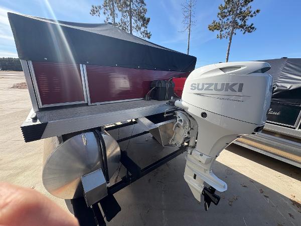 2025 CustomBuilt Pontoon 160 Fish