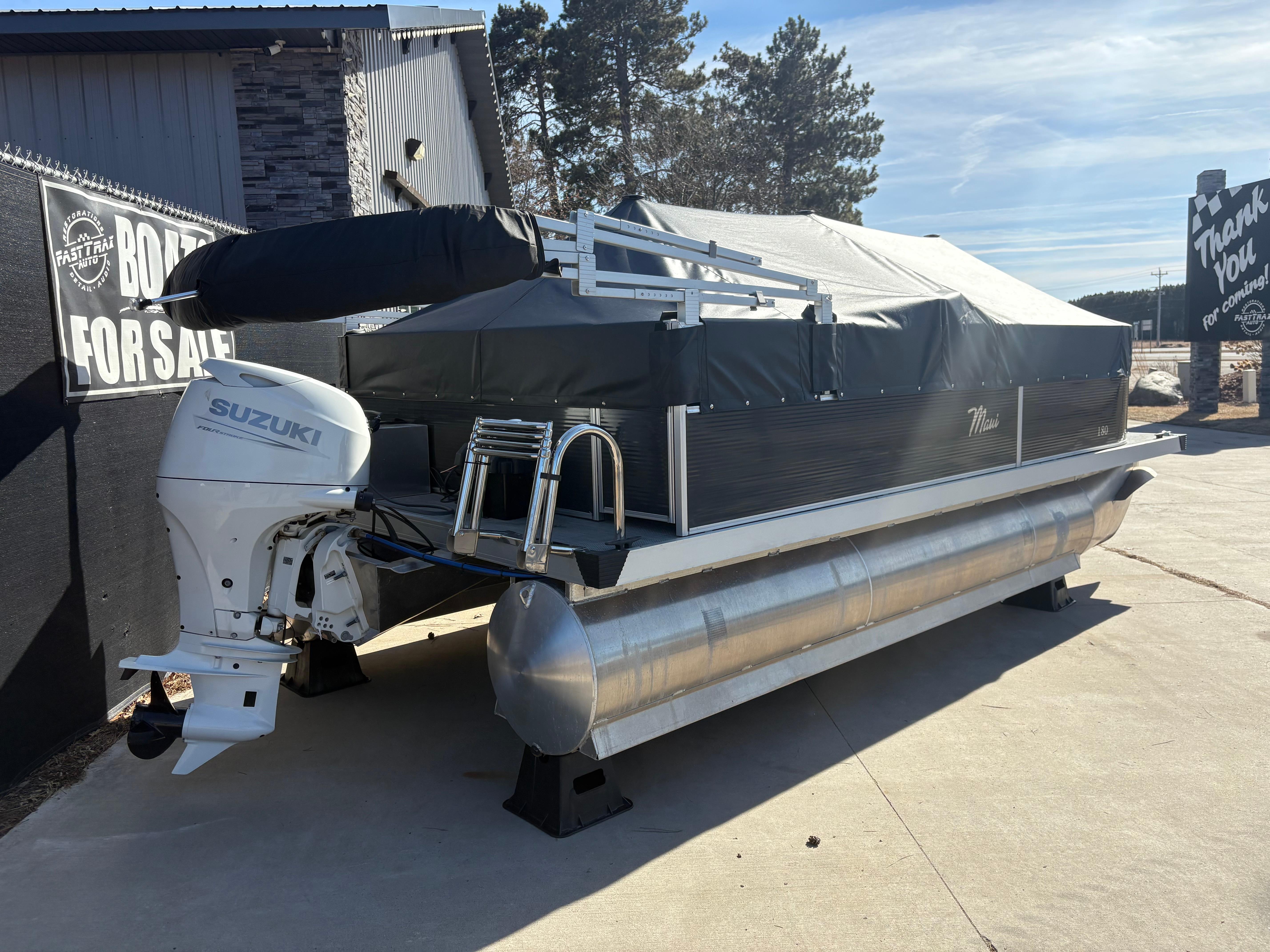 2025 CustomeBuilt Pontoon 180