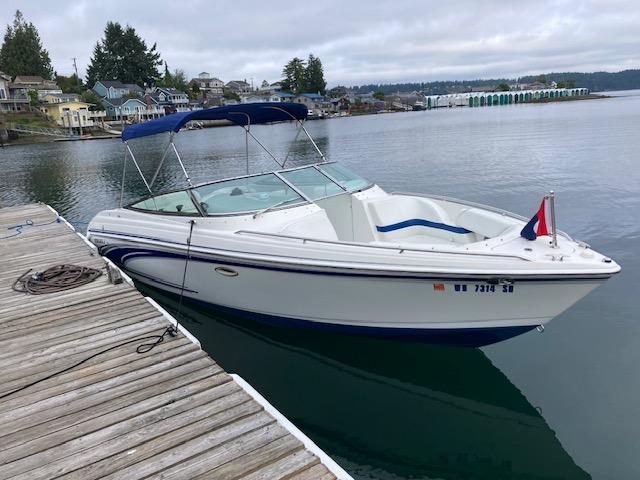 2005 Formula 260 Bow Rider