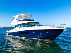 Tiara Yachts F53 Flybridge