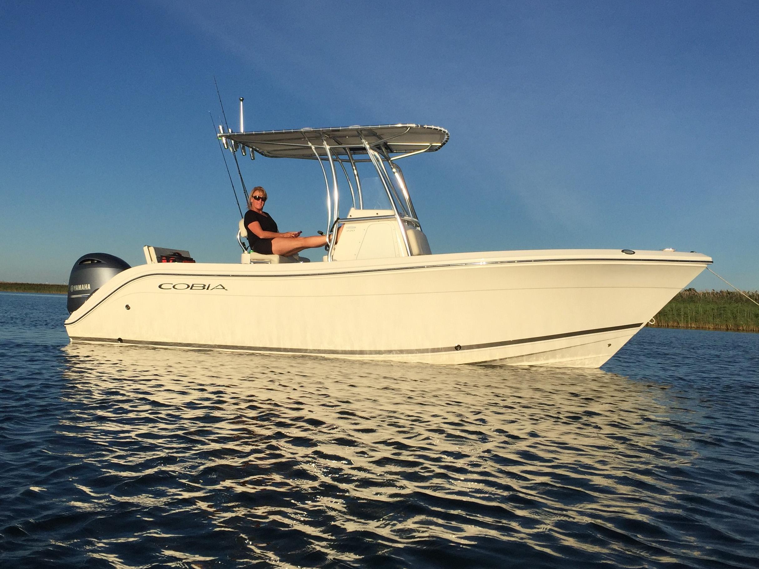 2019 Cobia 220 Center Console