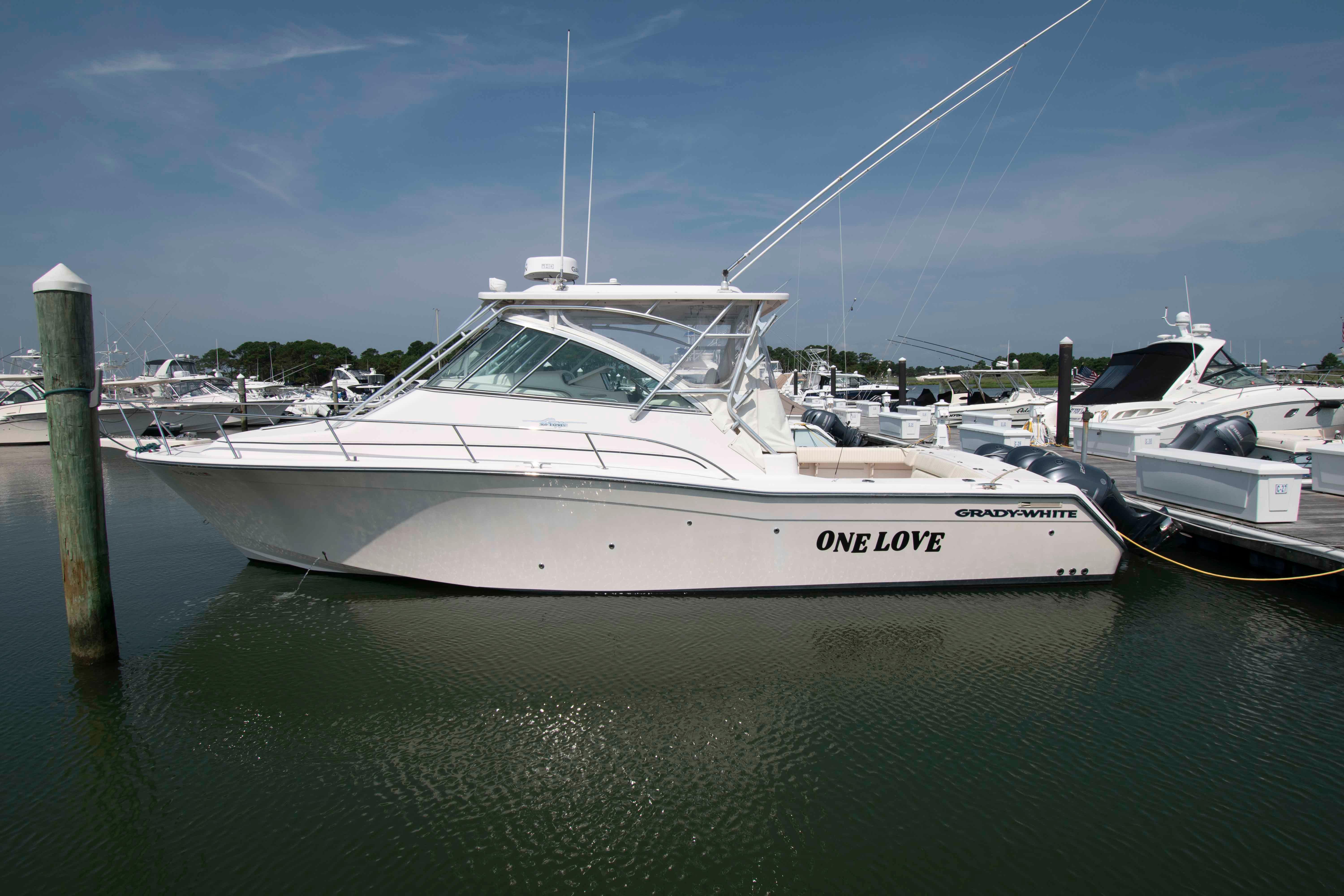 2006 Grady-White Express 360