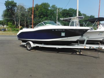 2013 Robalo R207 Dual Console