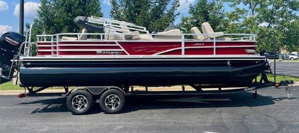 Ranger Reata 220F 2024 Ranger Reata 220F pontoon boat on a trailer.