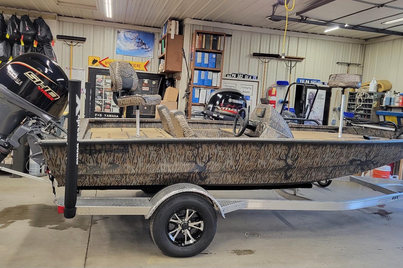 2026 Xpress H18 Bass