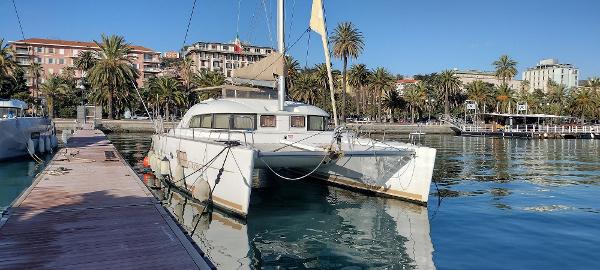 2008 Lagoon 380