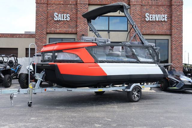 2025 Sea-Doo Switch™ Cruise 18 - 230 Hp Galvanized