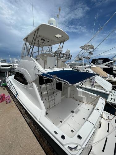 2005 Riviera 37 Flybridge