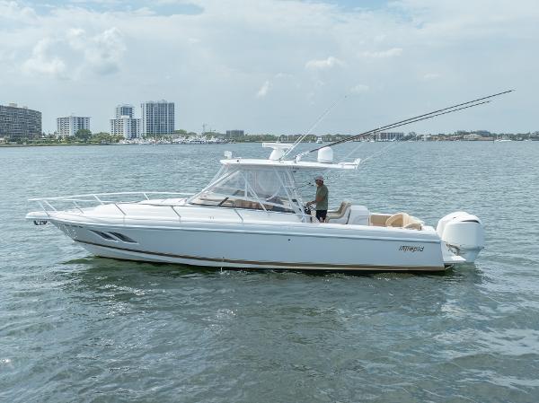 2012 Intrepid 35wa