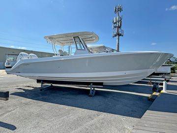 2025 Edgewater 340CC