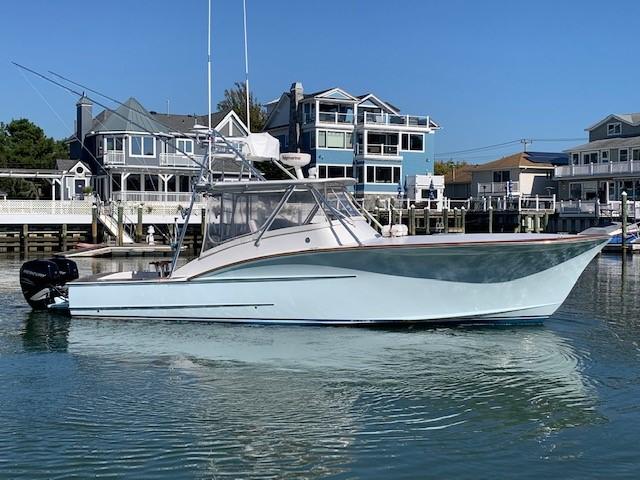 2007 Custom Carolina 36 Express