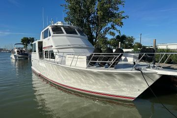 1998 Viking 54 Motor Yacht