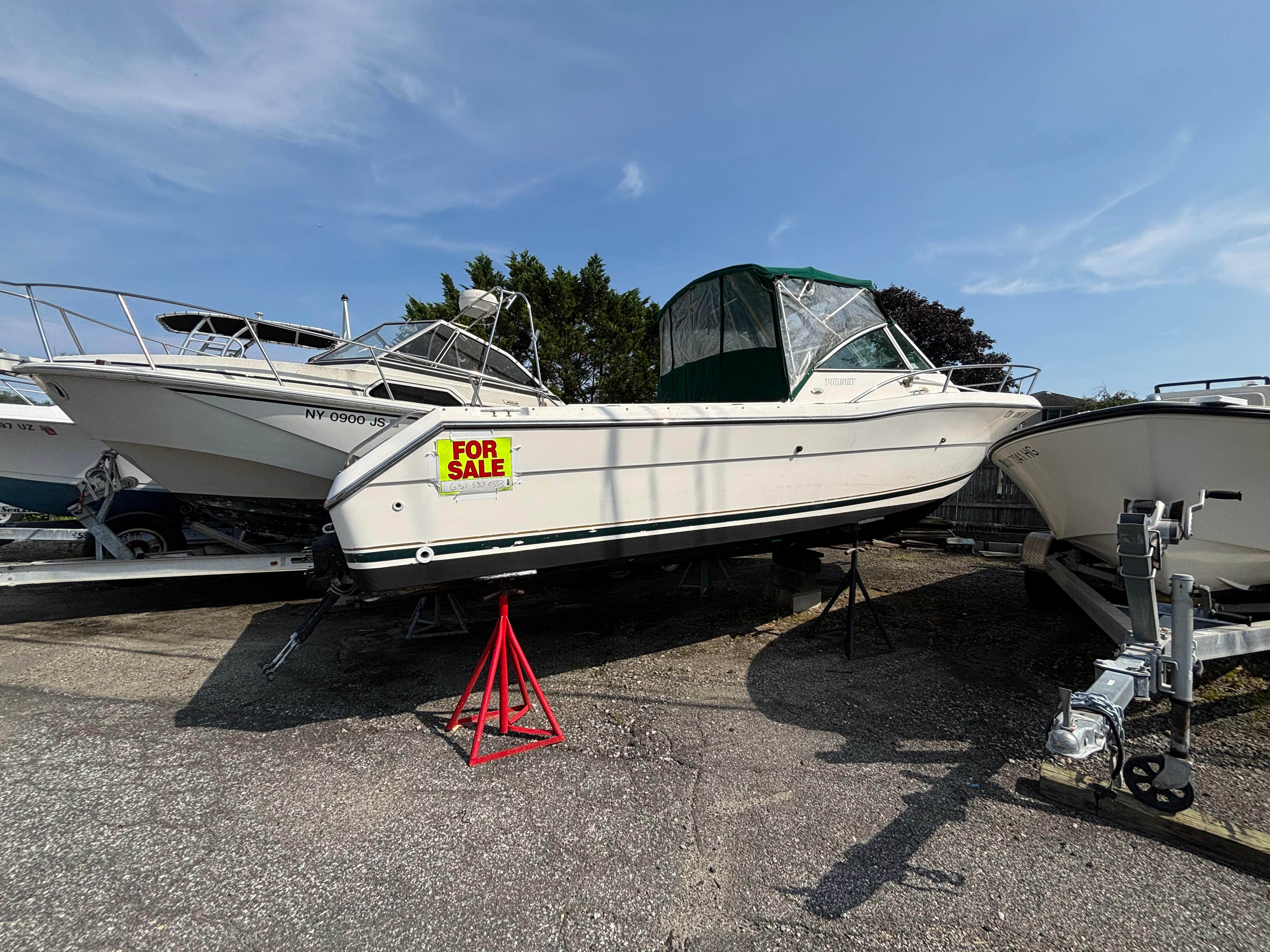 1999 Pursuit 2460 Denali