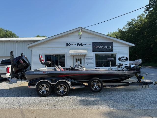 Ranger Z521C Ranger Cup Equipped 2019 Ranger Z521C Ranger Cup boat parked outside Knox Marine dealership.