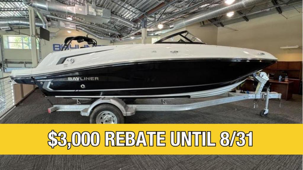 2025 Bayliner VR5 Bowrider I/O